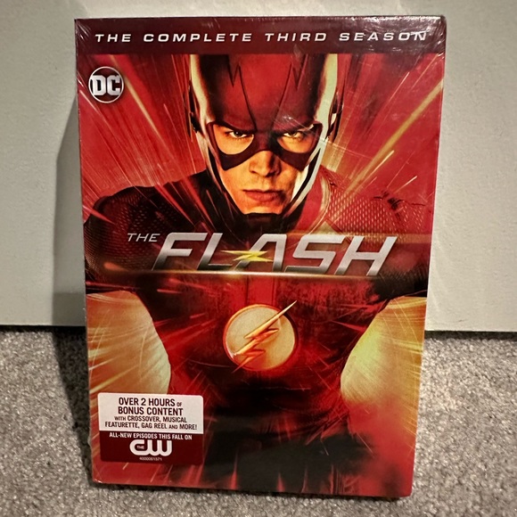 Other - 👻 5 for $50 NWT The Flash: The Complete Third Season